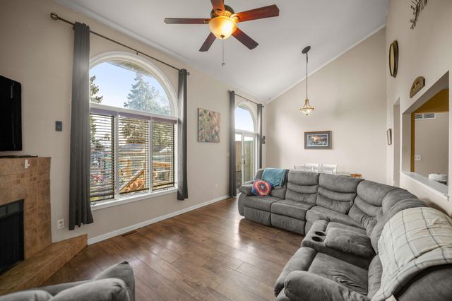 9149 Waymond Avenue, Highland, IN 46322