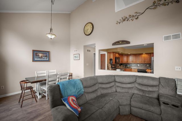 9149 Waymond Avenue, Highland, IN 46322