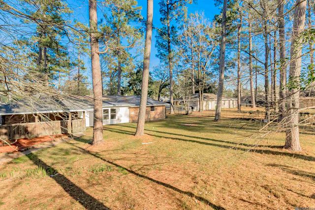 6555 Landmor Dr, Greenwell Springs, LA 70739