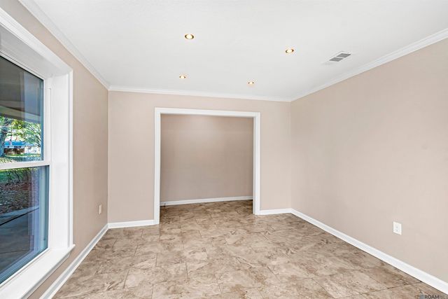 6555 Landmor Dr, Greenwell Springs, LA 70739