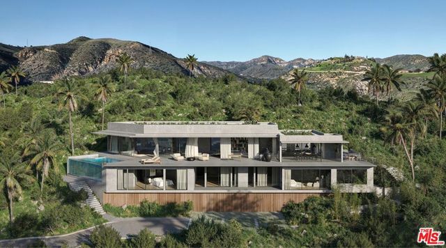 6075 Murphy Way, Malibu, CA 90265
