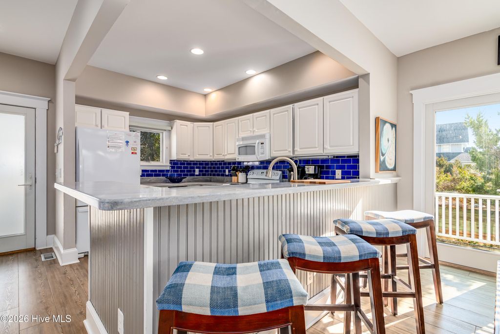 Image 18 of property listing at 811 S Bald Head Wynd # B, Bald Head Island, NC 28461