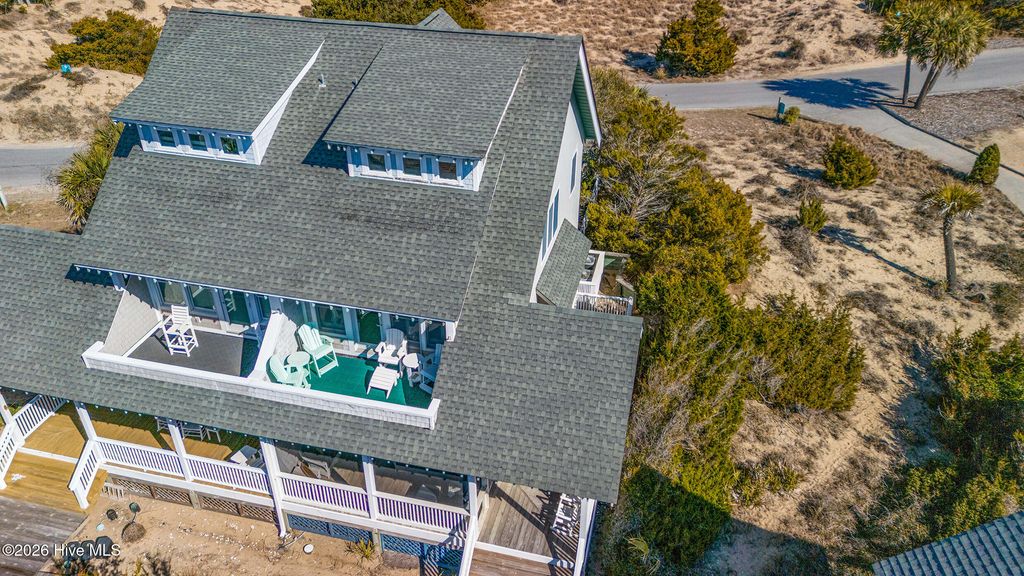 Image 6 of property listing at 811 S Bald Head Wynd # B, Bald Head Island, NC 28461