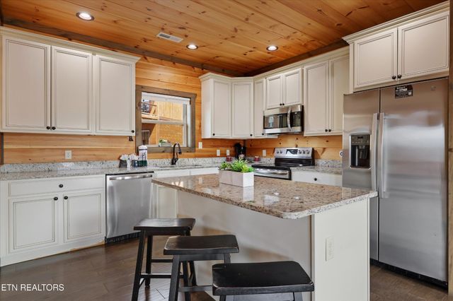 4541 Shangrila Way, Sevierville, TN 37876
