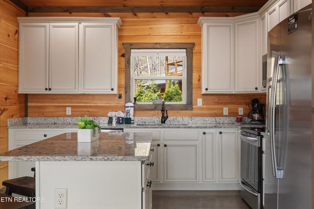 4541 Shangrila Way, Sevierville, TN 37876