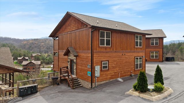 4541 Shangrila Way, Sevierville, TN 37876