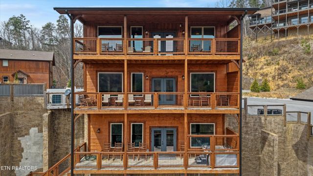 4541 Shangrila Way, Sevierville, TN 37876
