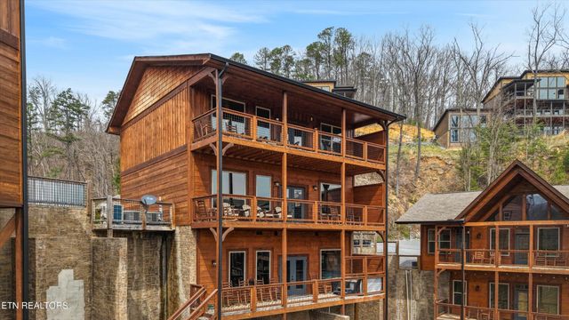4541 Shangrila Way, Sevierville, TN 37876