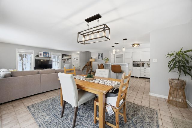 29 S Bow Dunbarton Road, Bow, NH 03304