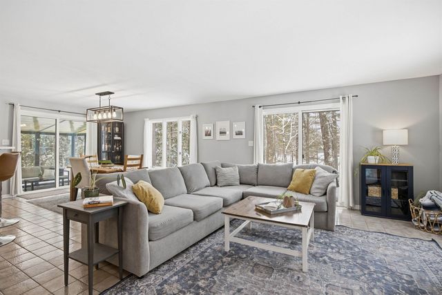 29 S Bow Dunbarton Road, Bow, NH 03304