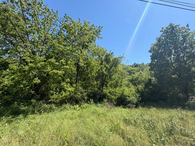 1 Bbq Rd, Dickson, TN 37055