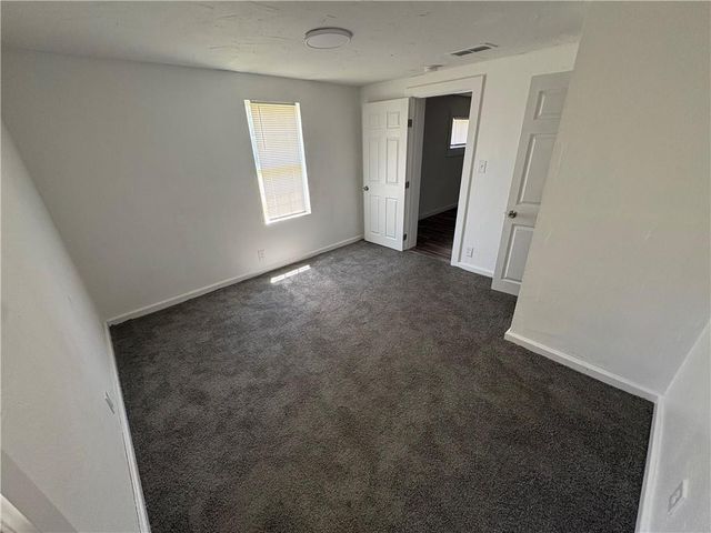 1004 E Walnut Street, Independence, MO 64050