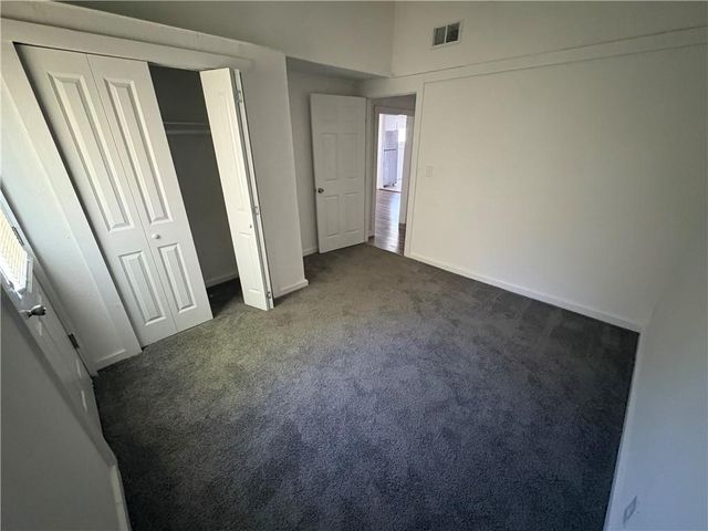 1004 E Walnut Street, Independence, MO 64050