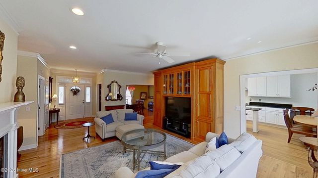 202 Geneva Court, New Bern, NC 28562