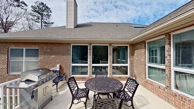 202 Geneva Court, New Bern, NC 28562