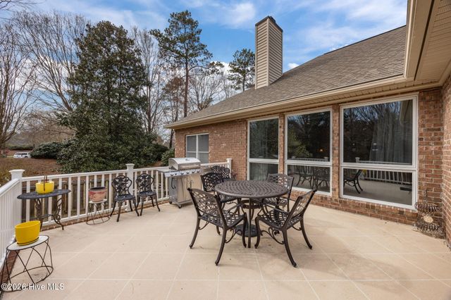 202 Geneva Court, New Bern, NC 28562