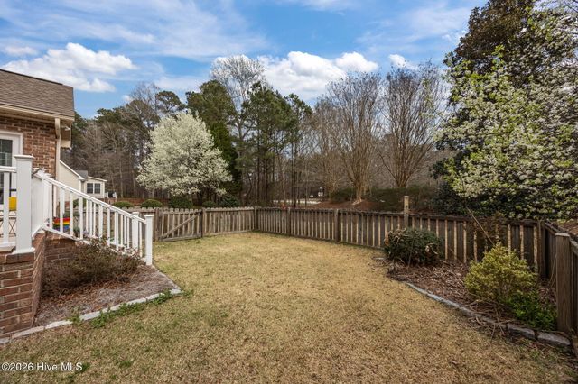 202 Geneva Court, New Bern, NC 28562