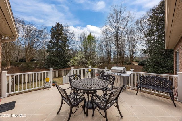 202 Geneva Court, New Bern, NC 28562