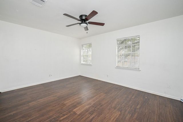 5506 Pebble Springs Drive, Houston, TX 77066