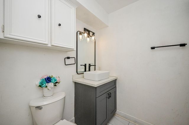 5506 Pebble Springs Drive, Houston, TX 77066