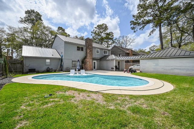 5506 Pebble Springs Drive, Houston, TX 77066