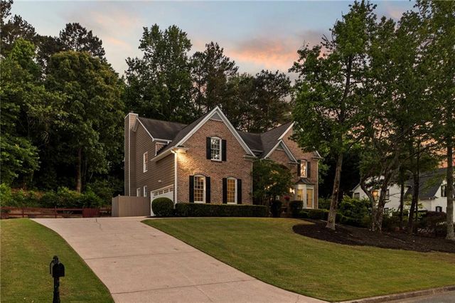 1235 Longpointe Pass, Alpharetta, GA 30005