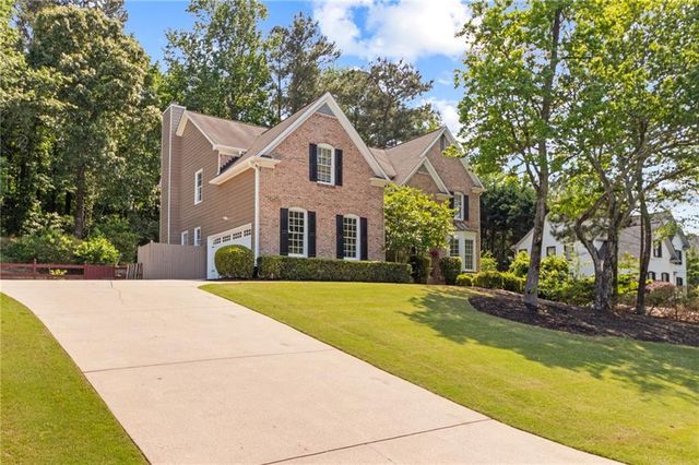 1235 Longpointe Pass, Alpharetta, GA 30005
