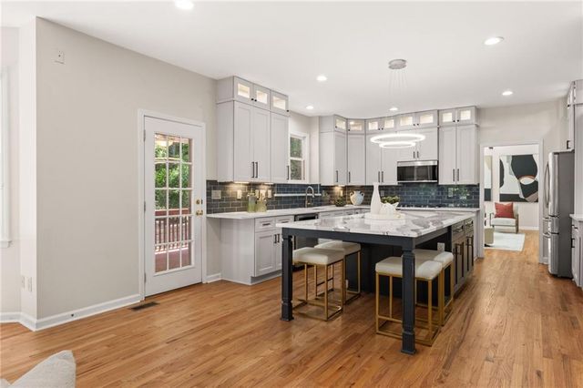 1235 Longpointe Pass, Alpharetta, GA 30005