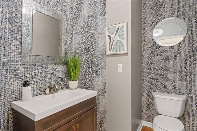 1235 Longpointe Pass, Alpharetta, GA 30005