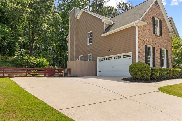 1235 Longpointe Pass, Alpharetta, GA 30005