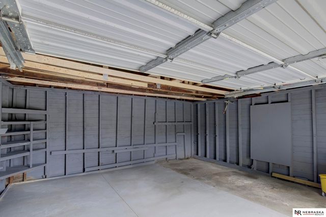 5900 N 24th Street, Omaha, NE 68111