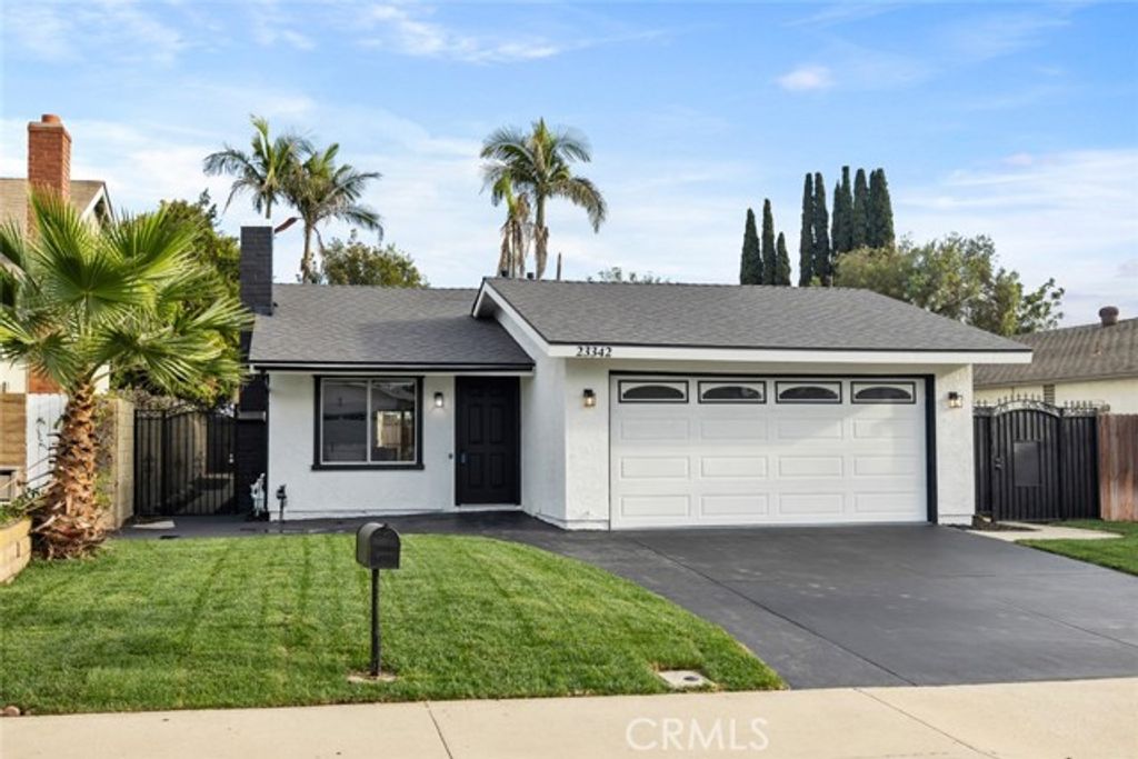 23342 Via Burriana, Mission Viejo, CA 92691