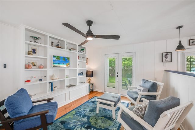 416 E Avenue B, Port Aransas, TX 78373