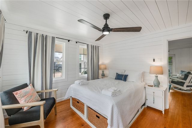 416 E Avenue B, Port Aransas, TX 78373