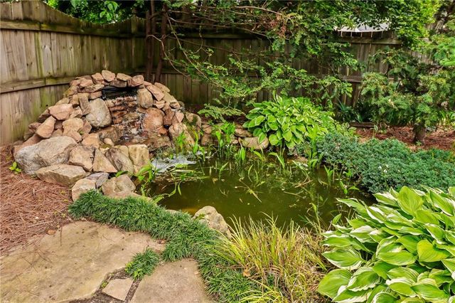 1545 Center Cross Pass, Marietta, GA 30062