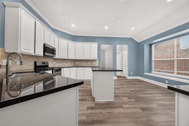 14531 Chestnut Falls Drive, Cypress, TX 77433