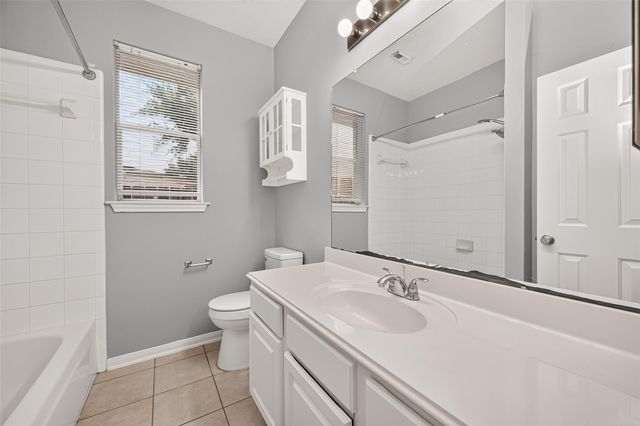 14531 Chestnut Falls Drive, Cypress, TX 77433