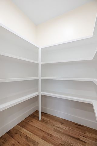 101 Hilltop Dr, Columbia, TN 38401