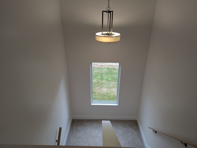 101 Hilltop Dr, Columbia, TN 38401