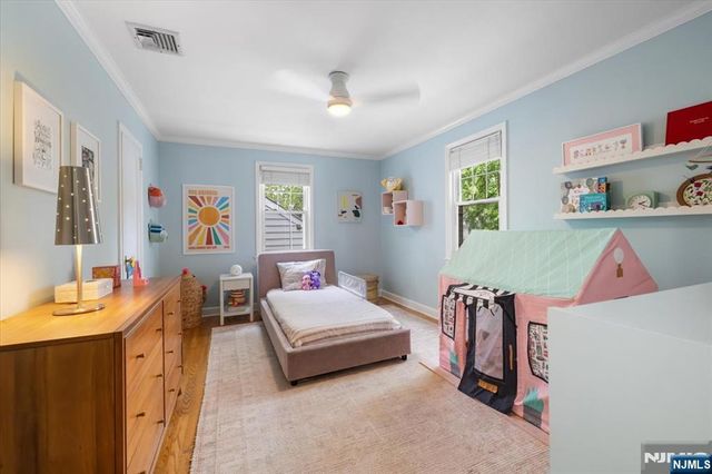 988 Richard Court, Teaneck, NJ 07666