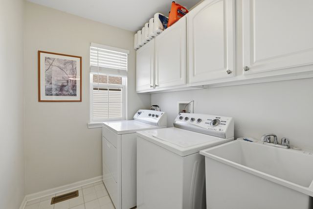 10850 Great Plaines Court, Huntley, IL 60142