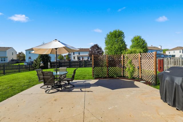 10850 Great Plaines Court, Huntley, IL 60142