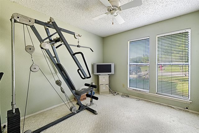 1901 Angelina Drive, Garland, TX 75040