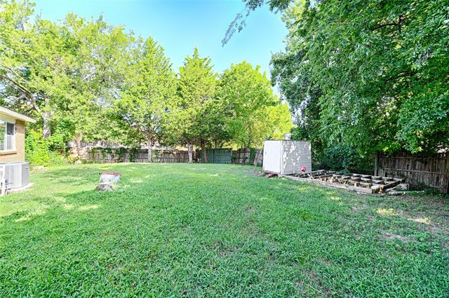1901 Angelina Drive, Garland, TX 75040