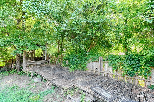 1901 Angelina Drive, Garland, TX 75040