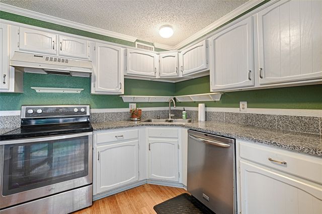 1901 Angelina Drive, Garland, TX 75040