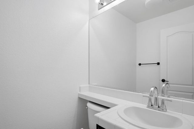 4002 Heartland Way, Turlock, CA 95382