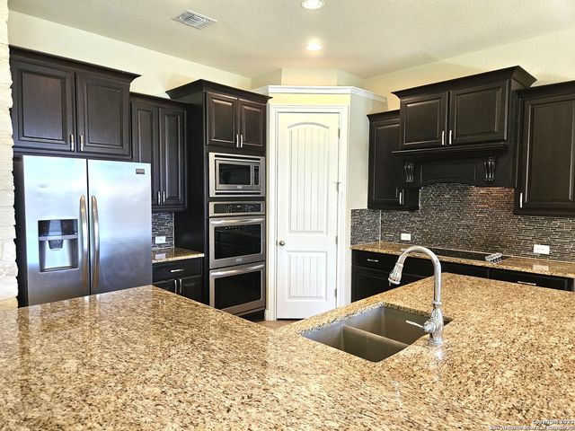 816 ALPINO, Cibolo, TX 78108