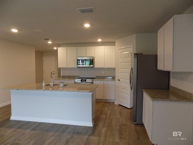 10402 Ruffian Route, Daphne, AL 36526