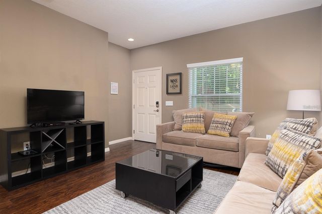 8964 SILVER PLACE, Kissimmee, FL 34747